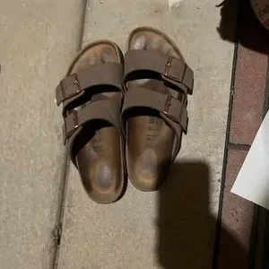 Lightly used Birkenstocks in size 10 Birkenstock Arizona Birko-Flor ? Condition: Thrift / Gently  main image 4